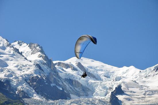 Parapente sur le Mont Blanc